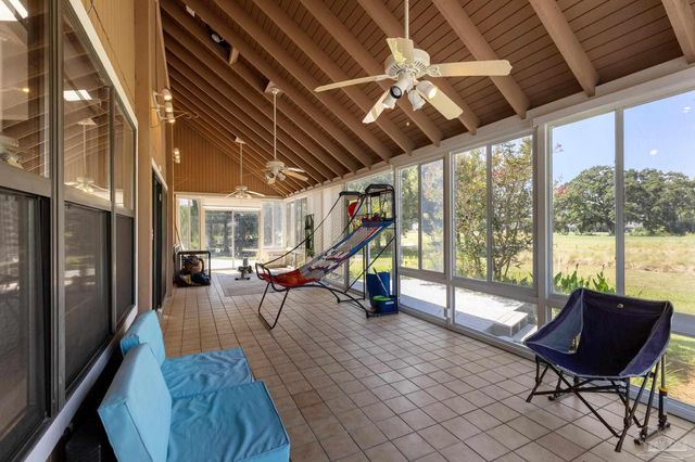 1152 Ceylon Ct, Gulf Breeze, FL 32563