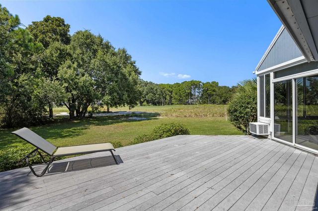 1152 Ceylon Ct, Gulf Breeze, FL 32563