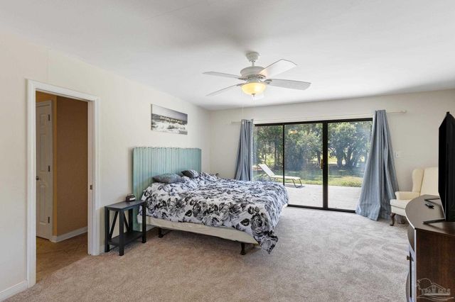 1152 Ceylon Ct, Gulf Breeze, FL 32563