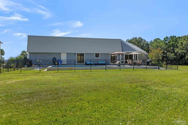 1152 Ceylon Ct, Gulf Breeze, FL 32563