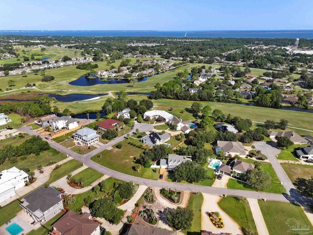 1152 Ceylon Ct, Gulf Breeze, FL 32563