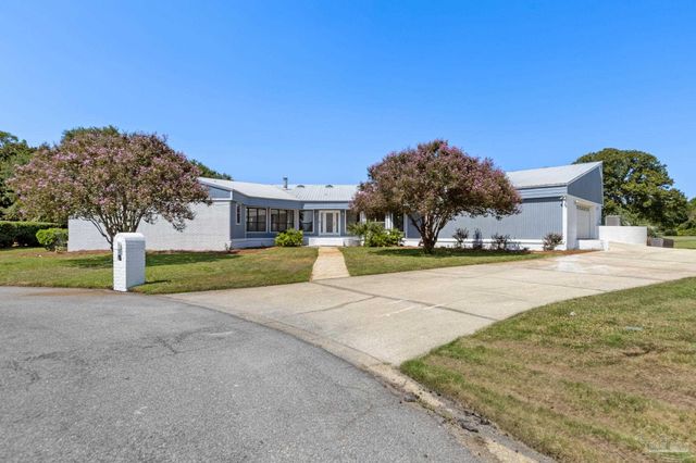 1152 Ceylon Ct, Gulf Breeze, FL 32563