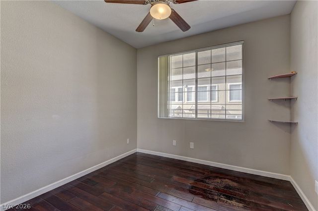 1621 Queen Victoria Street 203, Las Vegas, NV 89144