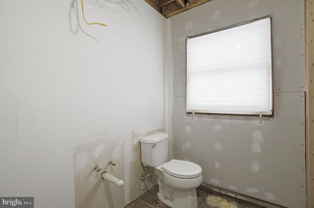 716 CHATHAM RD, Fairless Hills, PA 19030