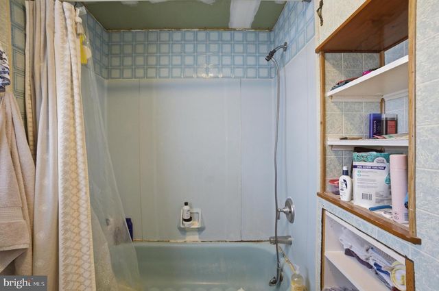 716 CHATHAM RD, Fairless Hills, PA 19030