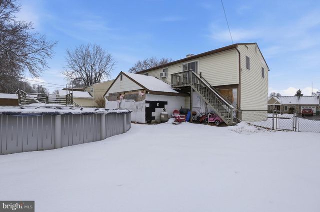 716 CHATHAM RD, Fairless Hills, PA 19030