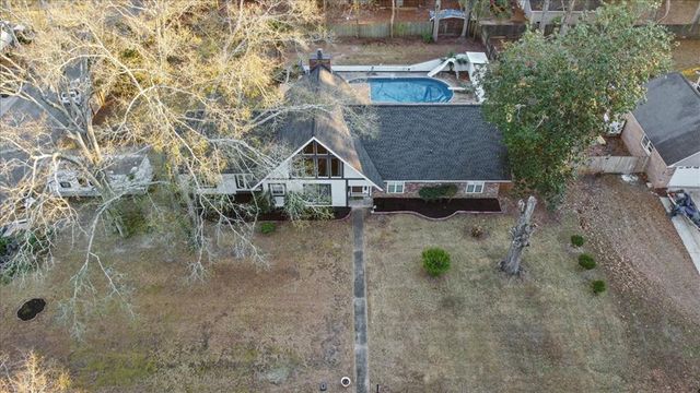 202 E Kingswood Drive, Enterprise, AL 36330