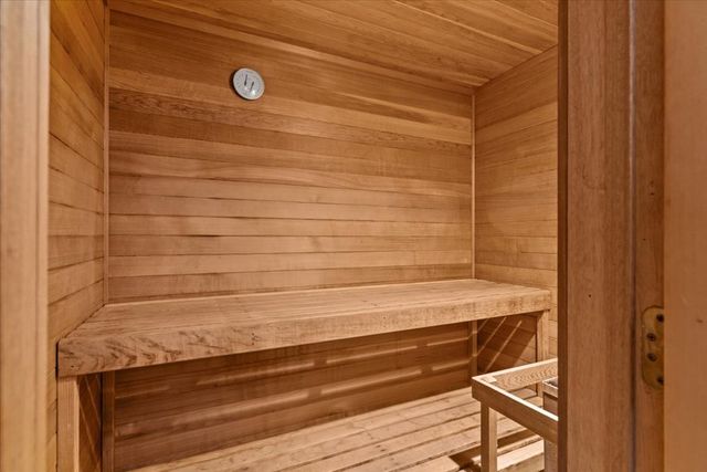 202 E Kingswood Drive, Enterprise, AL 36330