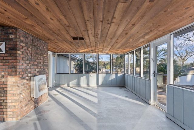 202 E Kingswood Drive, Enterprise, AL 36330