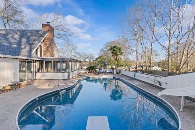 202 E Kingswood Drive, Enterprise, AL 36330