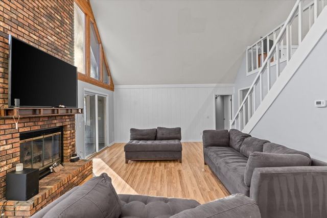 202 E Kingswood Drive, Enterprise, AL 36330