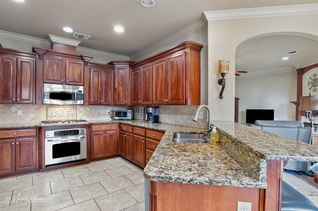 507 Toulouse Court, Bossier City, LA 71111