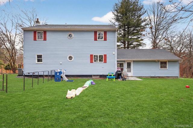 107 Marshall Road, Salt Point, NY 12578