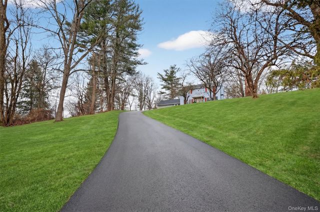 107 Marshall Road, Salt Point, NY 12578