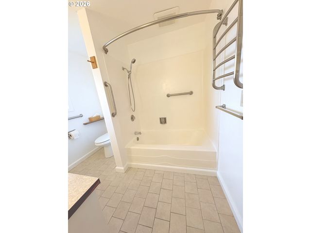 4739 CHARMALEE Ct, Salem, OR 97305