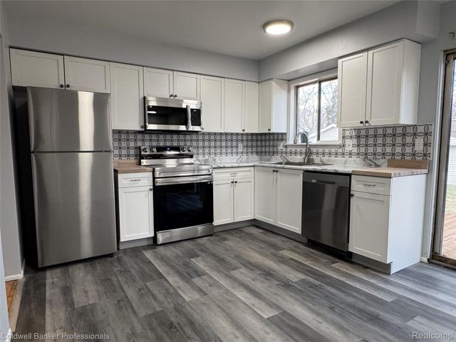 34826 Hazelwood Street, Westland, MI 48186