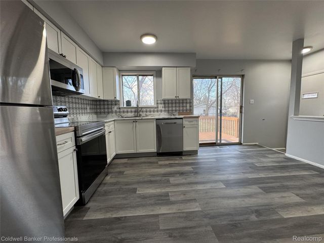 34826 Hazelwood Street, Westland, MI 48186