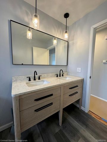 34826 Hazelwood Street, Westland, MI 48186