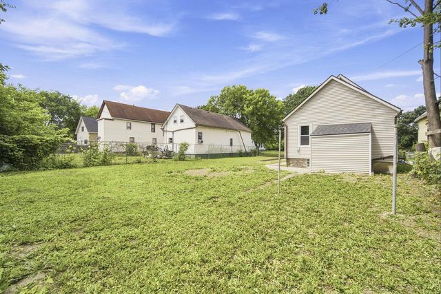 1238 N 26th STREET, Milwaukee, WI 53205