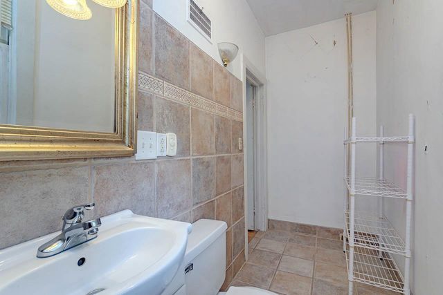 3923 N 6TH STREET, Wausau, WI 54403