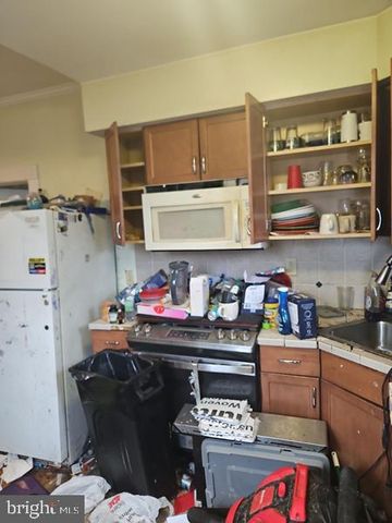 2305 RHAWN ST, Philadelphia, PA 19152