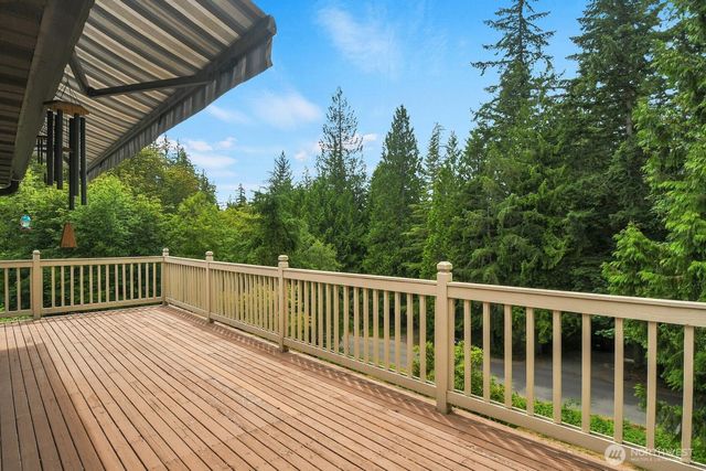 24520 SE 24th Street, Sammamish, WA 98075