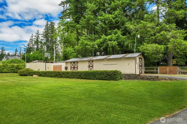 24520 SE 24th Street, Sammamish, WA 98075