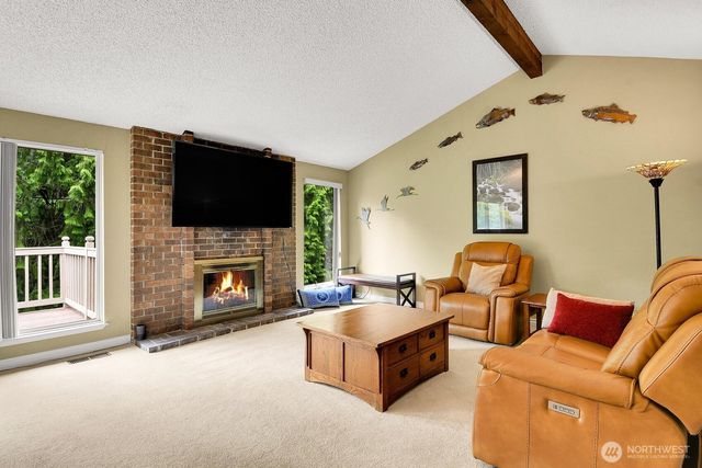 24520 SE 24th Street, Sammamish, WA 98075