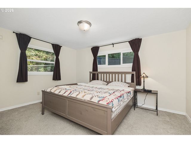 1475 CORNELL St, Lake Oswego, OR 97034