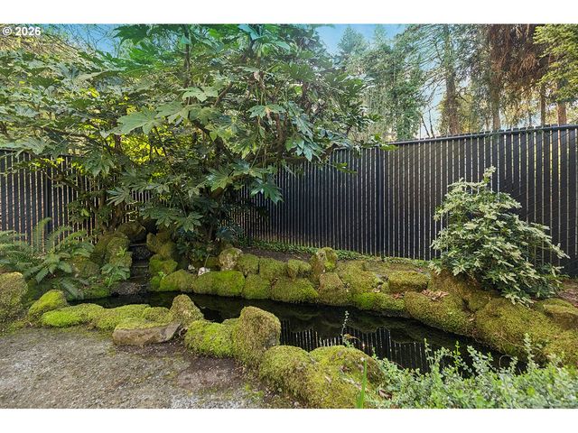 1475 CORNELL St, Lake Oswego, OR 97034