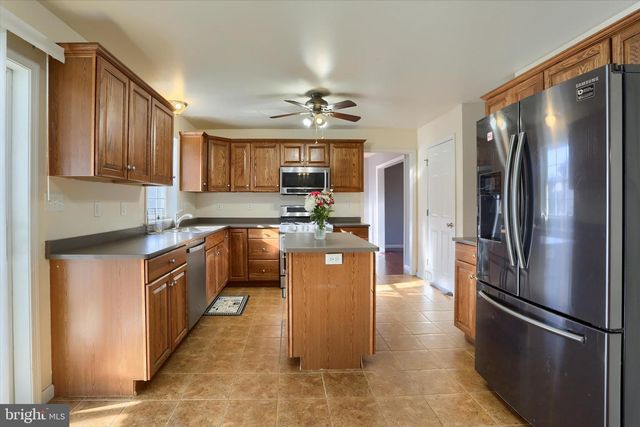 144 MILKY WAY, Shippensburg, PA 17257