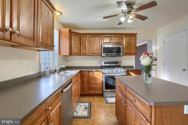 144 MILKY WAY, Shippensburg, PA 17257