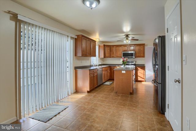 144 MILKY WAY, Shippensburg, PA 17257