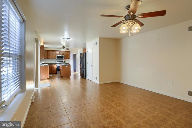 144 MILKY WAY, Shippensburg, PA 17257