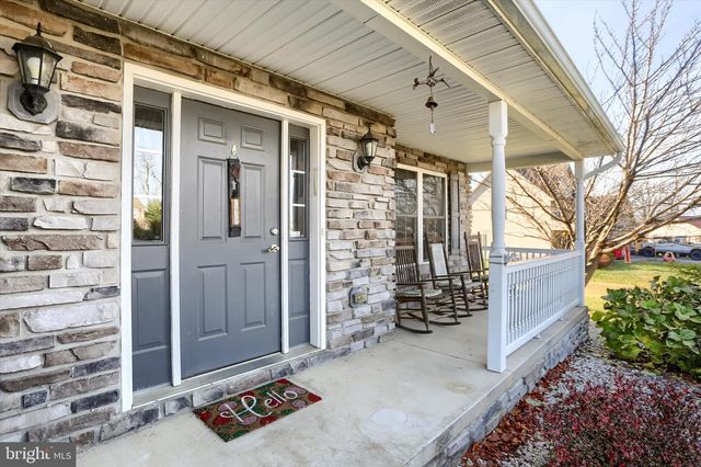 144 MILKY WAY, Shippensburg, PA 17257