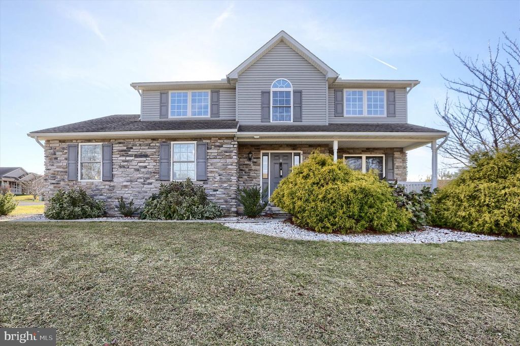 144 MILKY WAY, Shippensburg, PA 17257