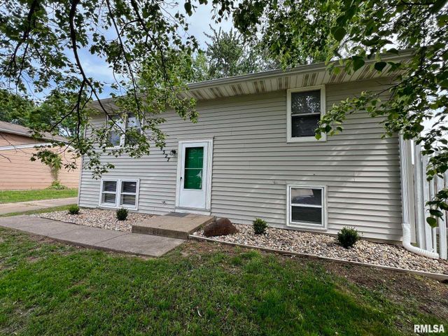 4327 W ANDOVER Drive, Peoria, IL 61615