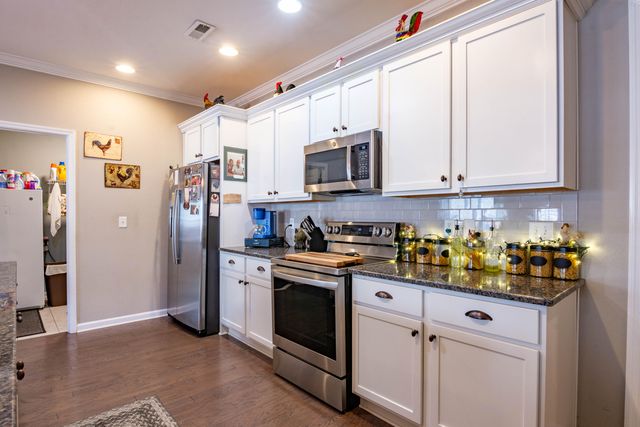 1975 NE Little Pond Road NE, Cleveland, TN 37323