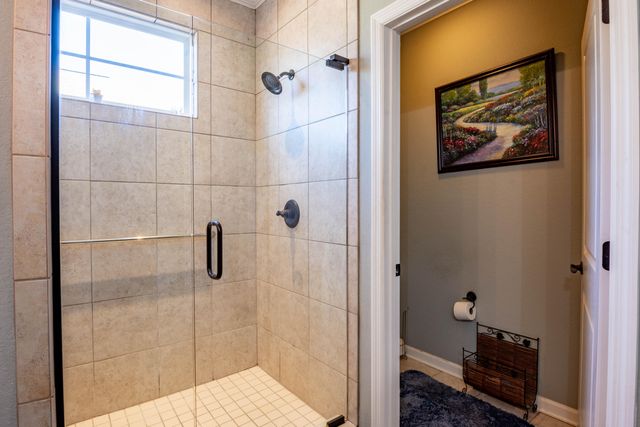 1975 NE Little Pond Road NE, Cleveland, TN 37323