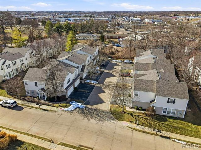 904 Kingston Terrace Court, St Charles, MO 63301