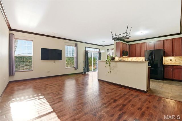 904 Kingston Terrace Court, St Charles, MO 63301