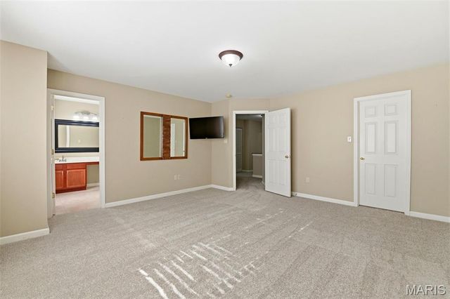 904 Kingston Terrace Court, St Charles, MO 63301