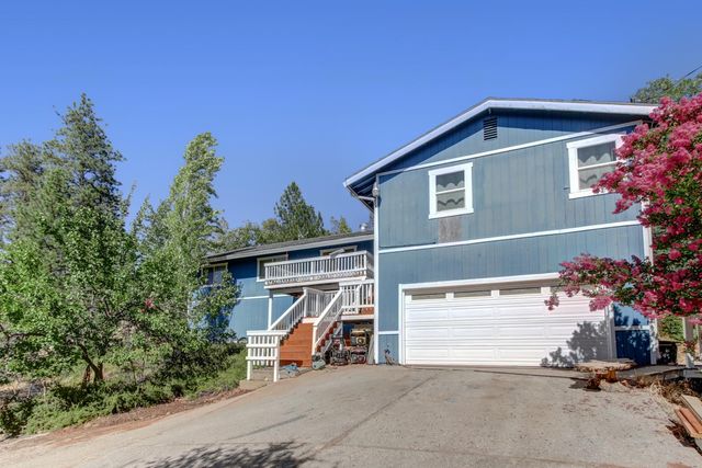 13555 Rancho Nogotta, Grass Valley, CA 95949