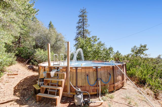 13555 Rancho Nogotta, Grass Valley, CA 95949