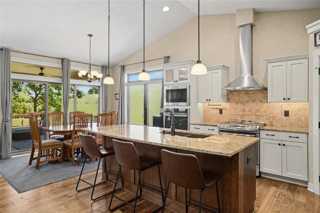 16306 Northpark Drive, Urbandale, IA 50323