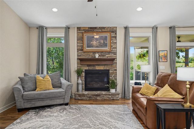 16306 Northpark Drive, Urbandale, IA 50323