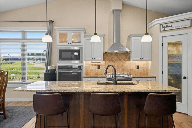 16306 Northpark Drive, Urbandale, IA 50323