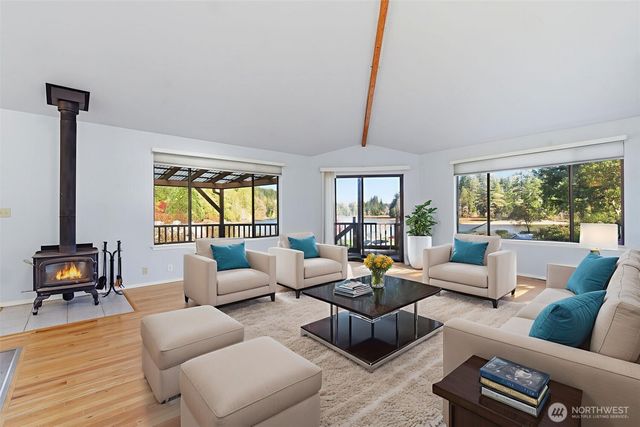 80 NE Brook Place, Tahuya, WA 98588