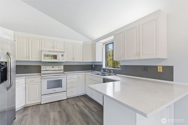 80 NE Brook Place, Tahuya, WA 98588