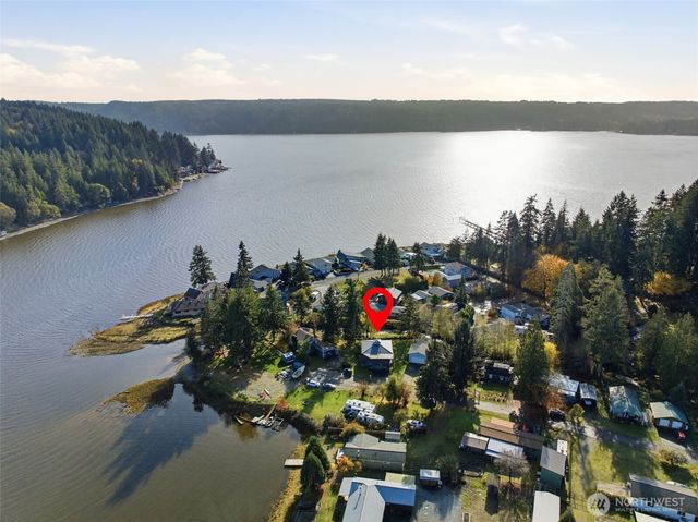 80 NE Brook Place, Tahuya, WA 98588